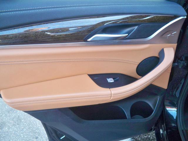 Used 2020 BMW X3 M40i w/ Driving Assistance Package image 18