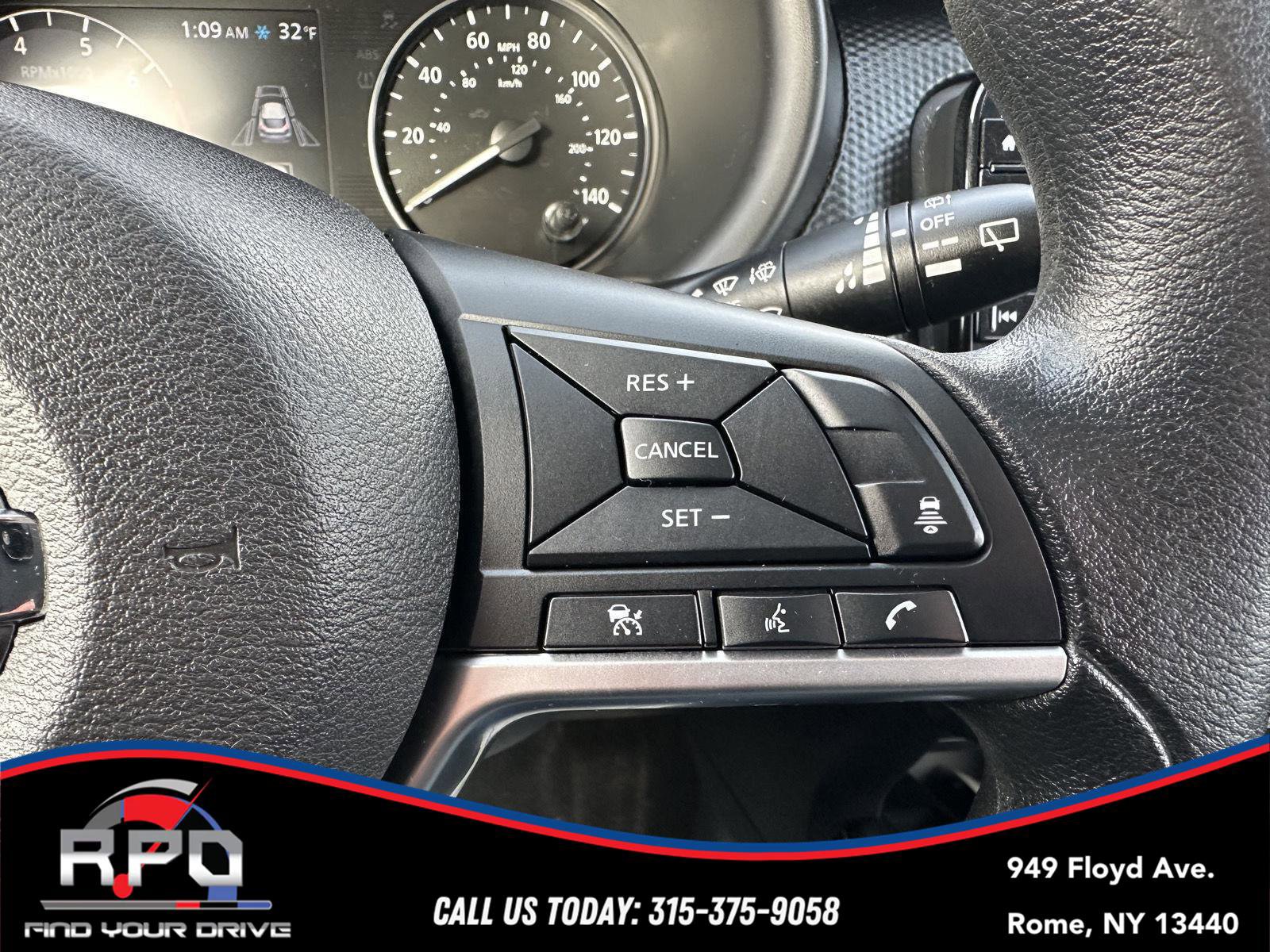 Used 2021 Nissan Kicks SV image 15