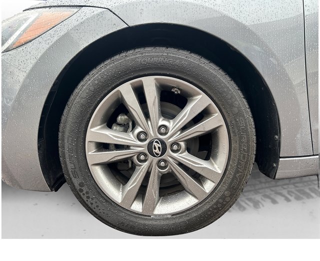 Used 2017 Hyundai Elantra SE FWD image 18