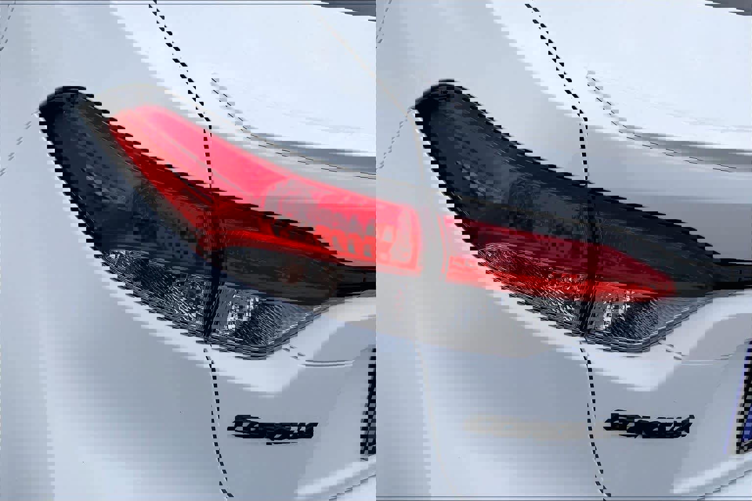 Used 2021 Toyota Corolla SE image 28