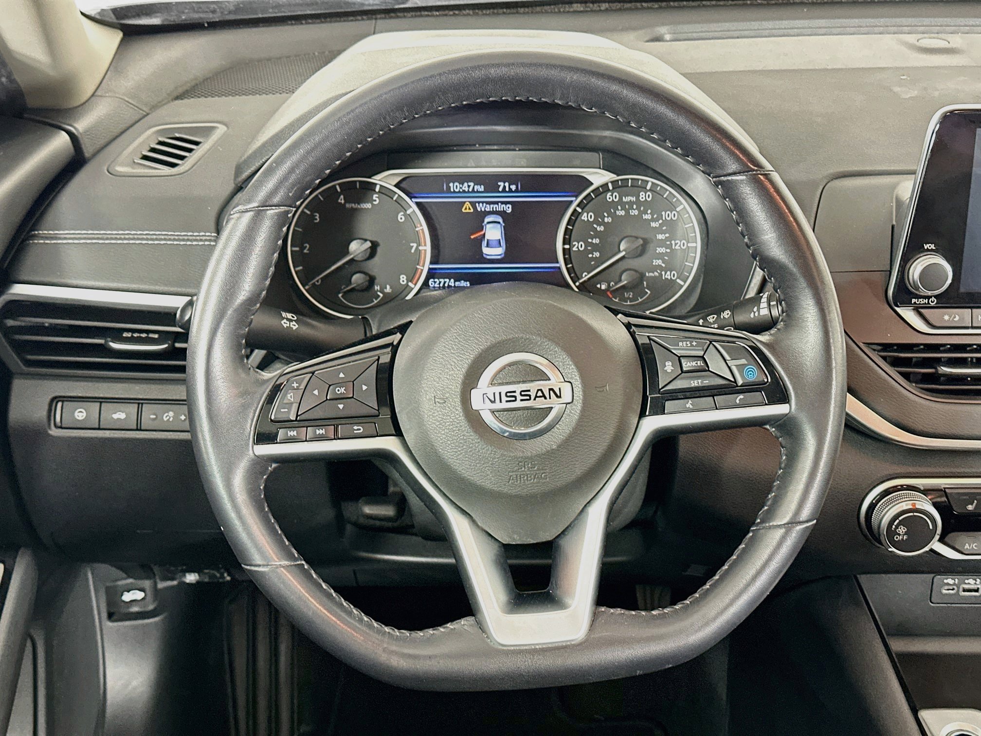 Used 2021 Nissan Altima 2.5 SV w/ SV Premium Package AWD/4WD image 18