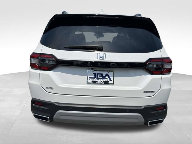 Used 2025 Honda Pilot Touring image 25