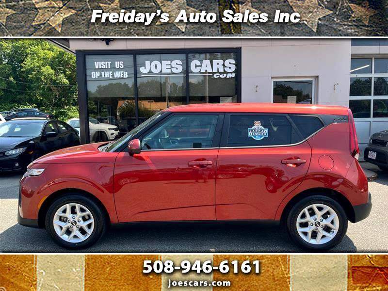 Used 2021 Kia Soul S image 1