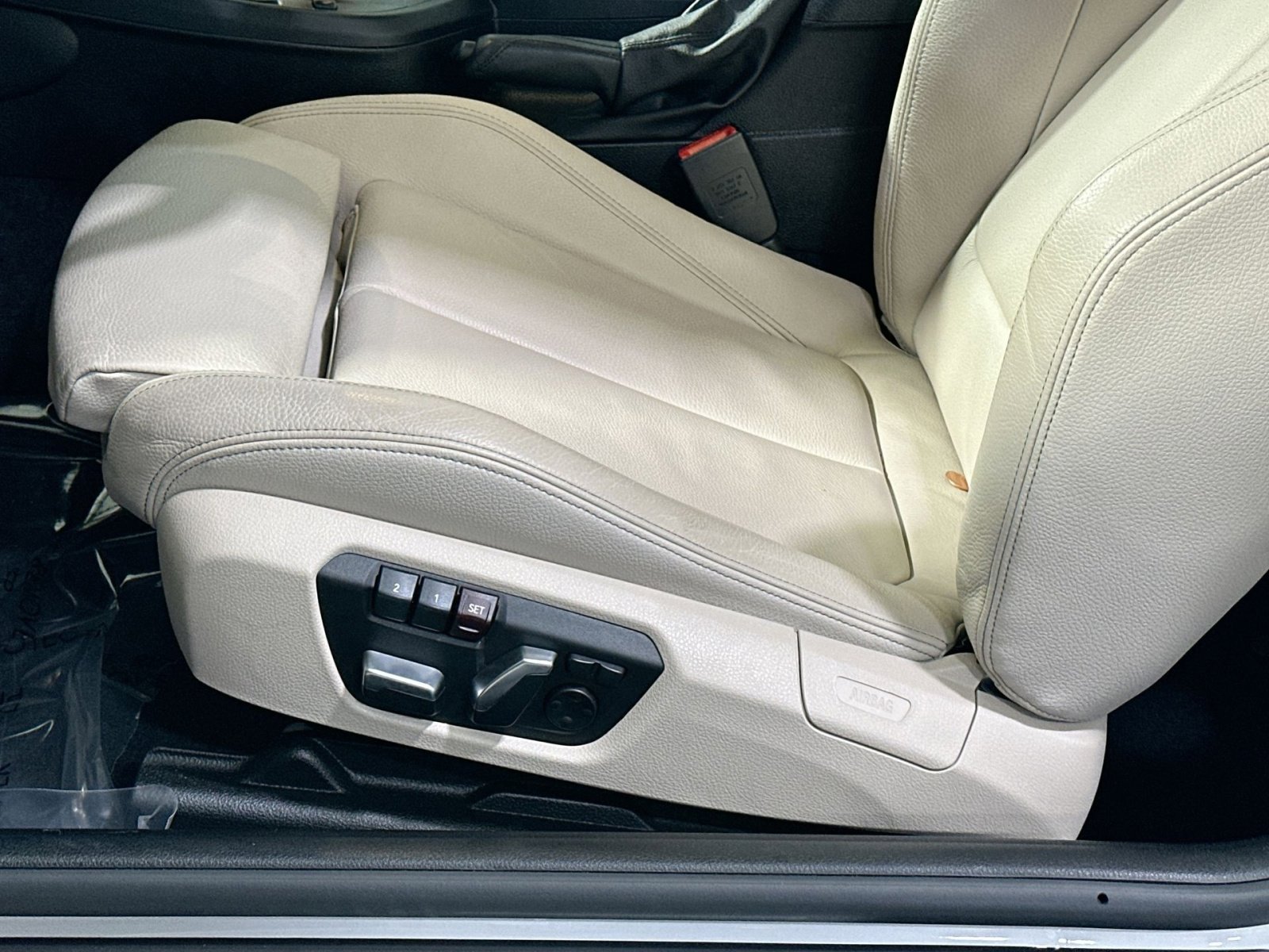 Used 2021 BMW M240i xDrive Convertible w/ Premium Package image 14