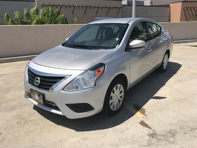 Used 2016 Nissan Versa SV FWD image 1