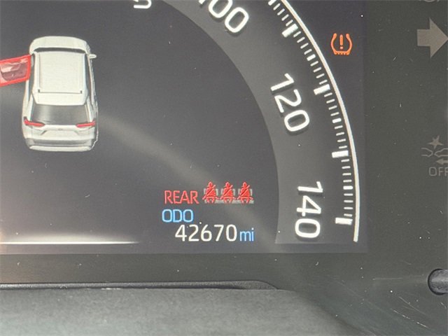Used 2024 Toyota RAV4 LE image 14