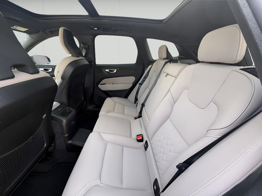 New 2026 Volvo XC60 T8 Plus w/ Protection Package Premier AWD/4WD image 17