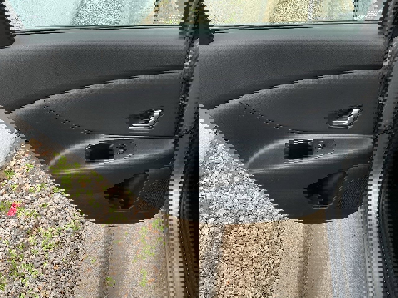 Used 2025 Hyundai Elantra SEL image 16