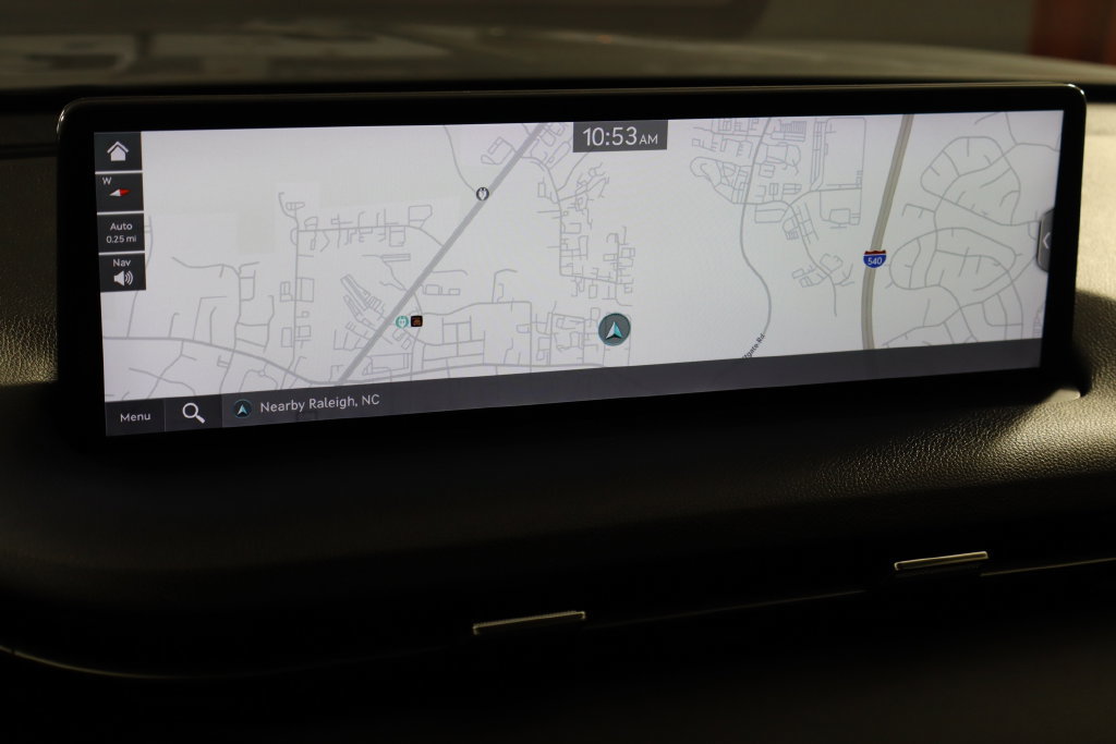 Used 2023 Genesis Electrified GV70 AWD/4WD image 37
