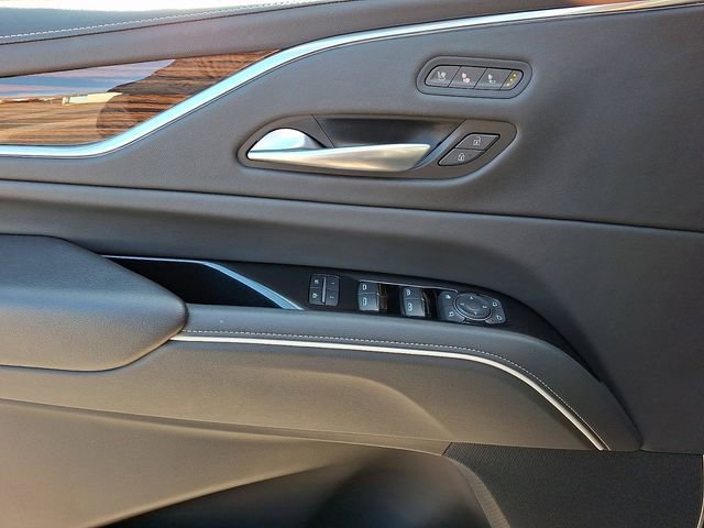 Used 2023 Cadillac Escalade Premium Luxury image 14