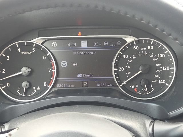 Used 2023 Nissan Altima 2.5 SV w/ SV Premium Package FWD image 35