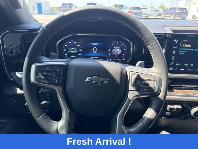 Used 2023 Chevrolet Silverado 1500 RST w/ Convenience Package II RWD image 5