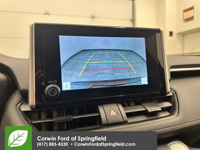 Used 2025 Toyota RAV4 XLE image 32