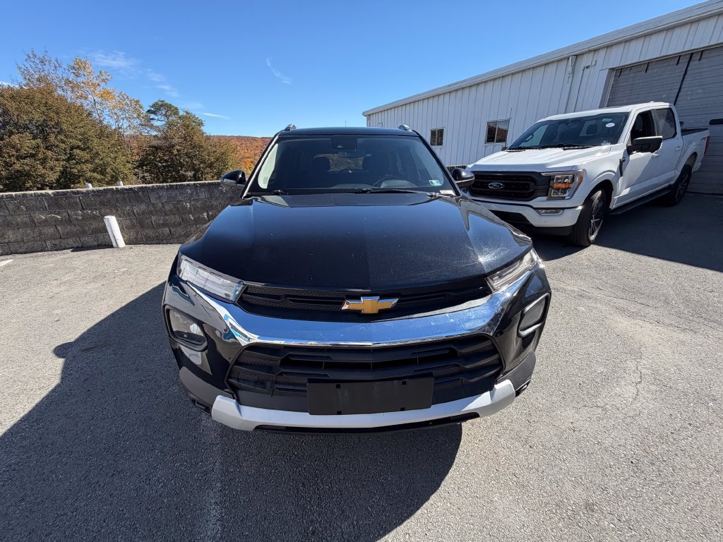 Used 2023 Chevrolet TrailBlazer LT AWD/4WD image 9