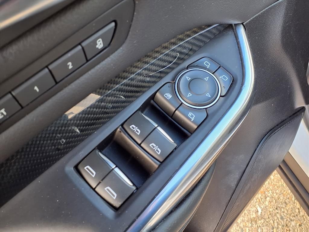 Used 2023 Cadillac XT4 Sport w/ Cold Weather Package image 15