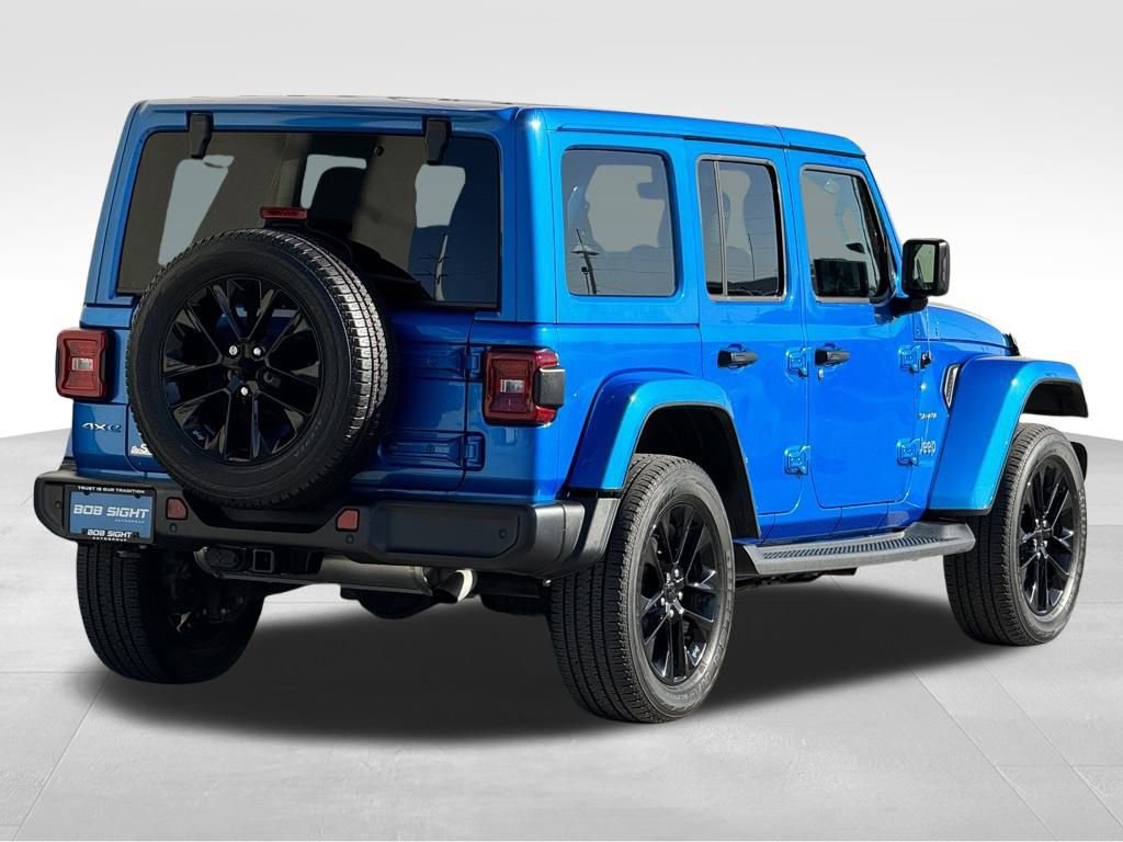 Used 2021 Jeep Wrangler Unlimited Sahara w/ Cold Weather Group image 33