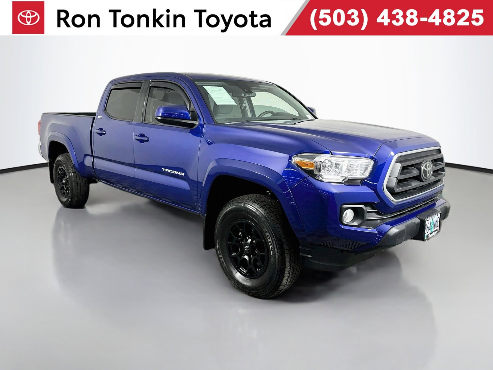 Certified 2022 Toyota Tacoma SR5 AWD/4WD image 1