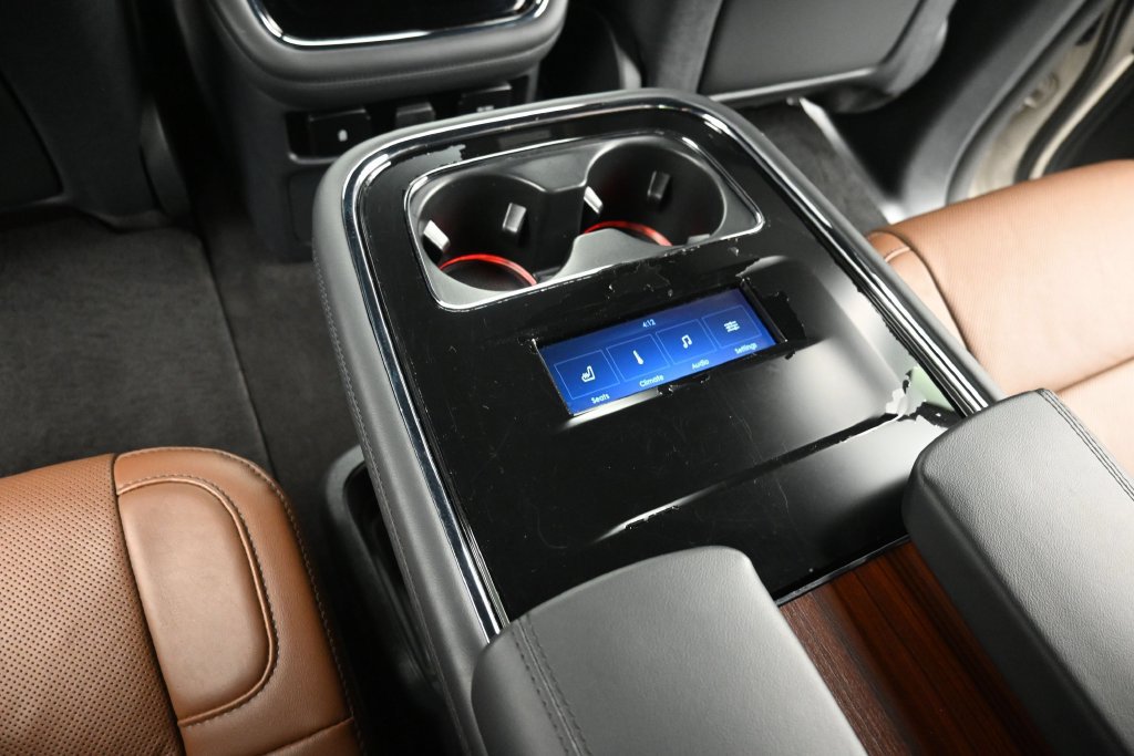 Used 2023 Lincoln Navigator Reserve RWD image 16