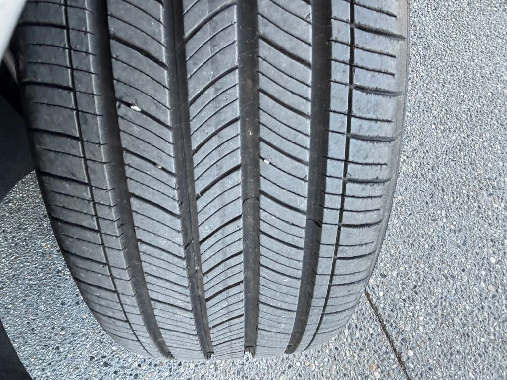Used 2023 Honda Accord EX image 30