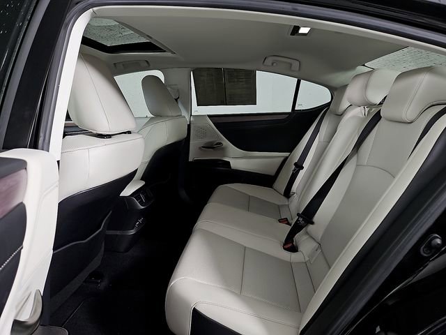 Used 2024 Lexus ES 350 w/ Premium Package image 11