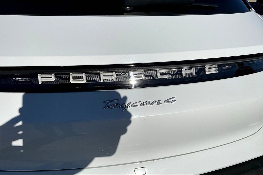 Used 2022 Porsche Taycan 4 Cross Turismo image 40