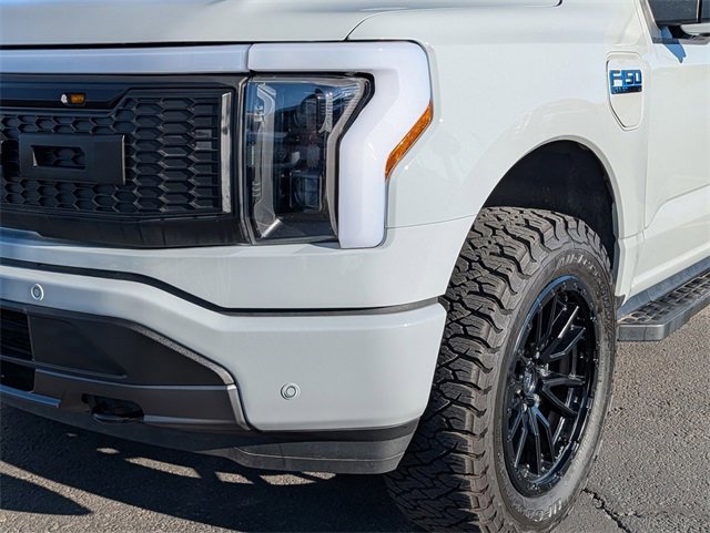 Used 2024 Ford F150 Lightning Lariat image 2
