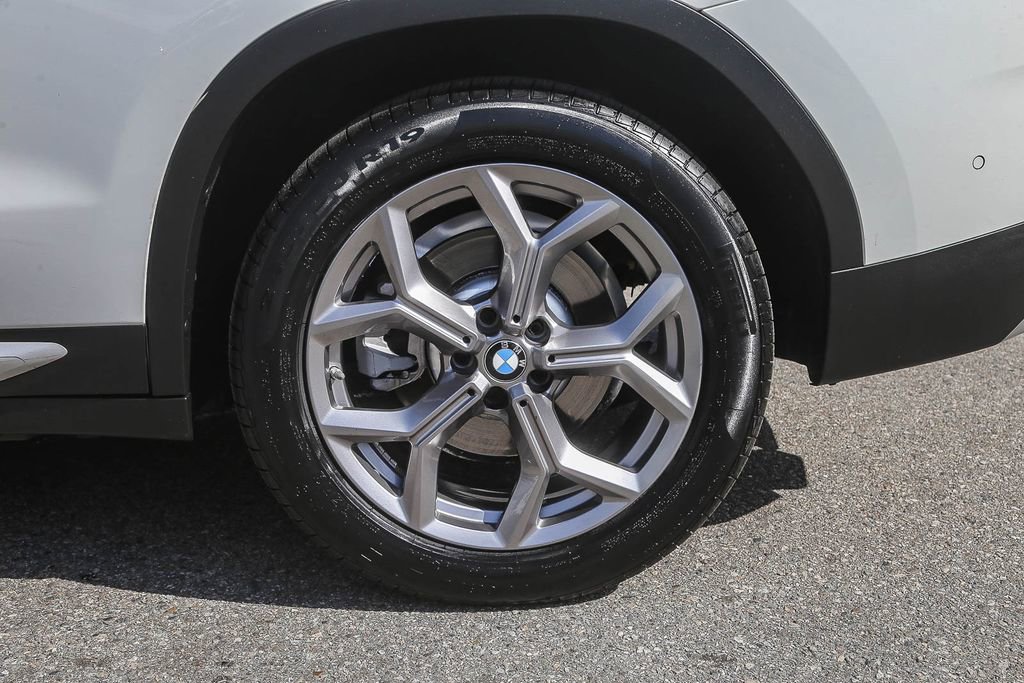 Certified 2024 BMW X3 sDrive30i w/ Convenience Package RWD image 8