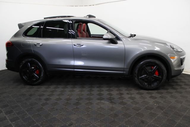 Used 2015 Porsche Cayenne S AWD/4WD image 8
