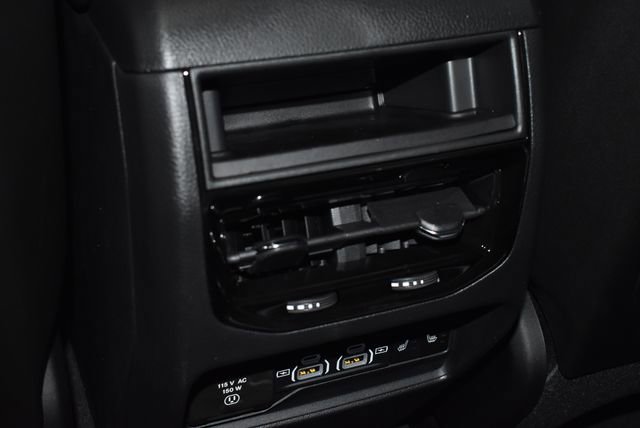 New 2025 Jeep Grand Cherokee Limited w/ Trailer Tow Package image 28