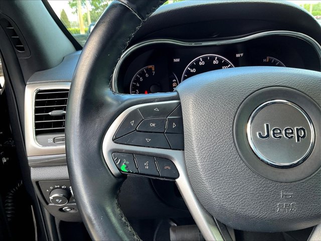 Certified 2020 Jeep Grand Cherokee Laredo w/ Laredo X Package RWD image 20