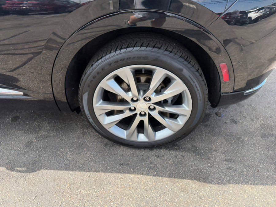 Used 2021 Buick Envision Avenir w/ Technology Package II image 6