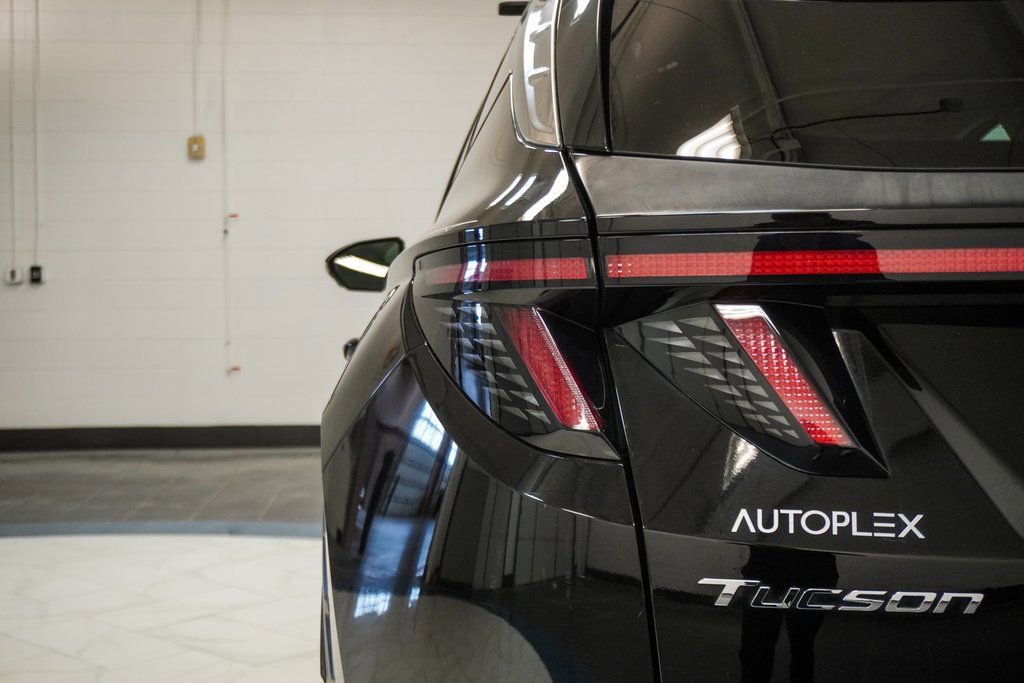 Used 2022 Hyundai Tucson Limited image 31