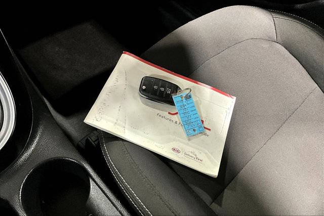Used 2018 Kia Soul FWD image 31