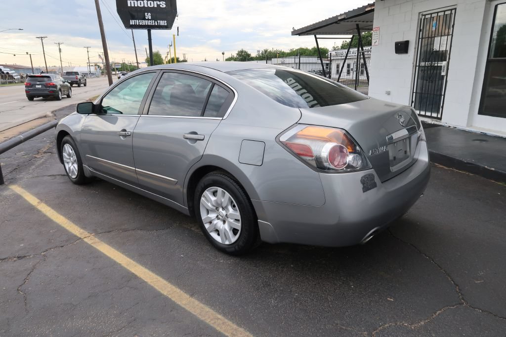 Used 2009 Nissan Altima 2.5 FWD image 4