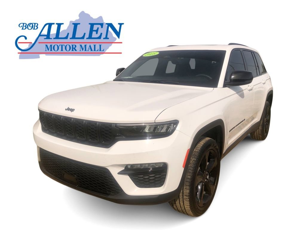 Used 2025 Jeep Grand Cherokee Limited w/ Black Appearance Package AWD/4WD video 1