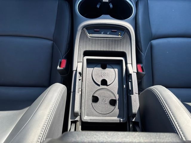 Used 2024 Toyota Venza XLE image 28