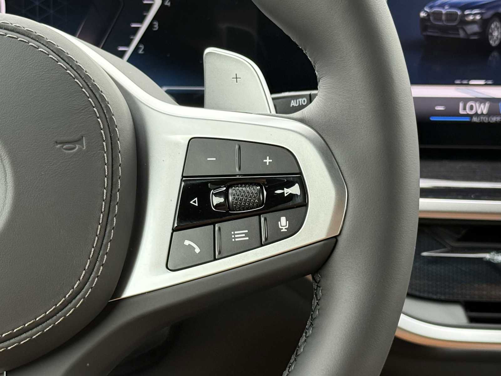 New 2026 BMW X7 xDrive40i w/ Executive Package image 18