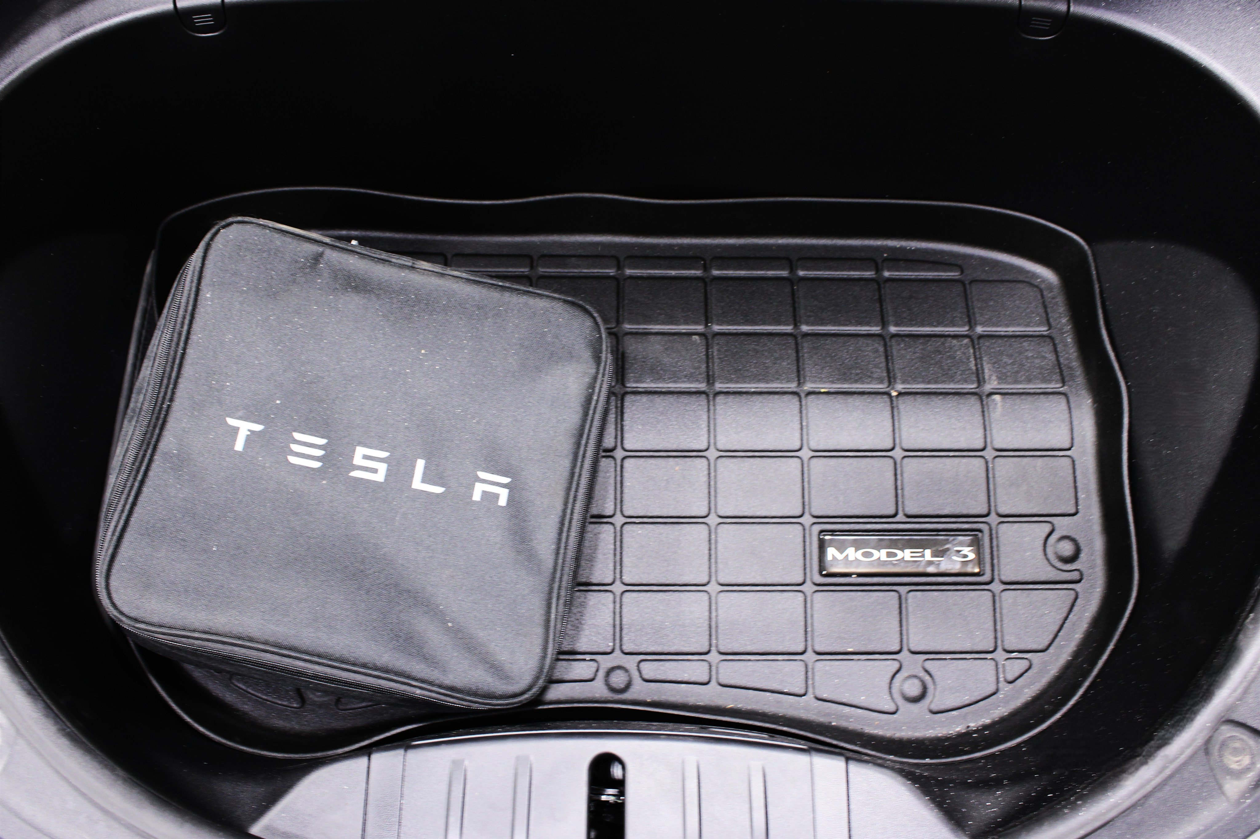 Used 2018 Tesla Model 3 AWD/4WD image 30