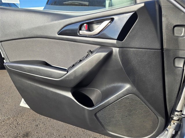 Used 2016 MAZDA MAZDA3 i Sport w/ Preferred Equipment Package image 16