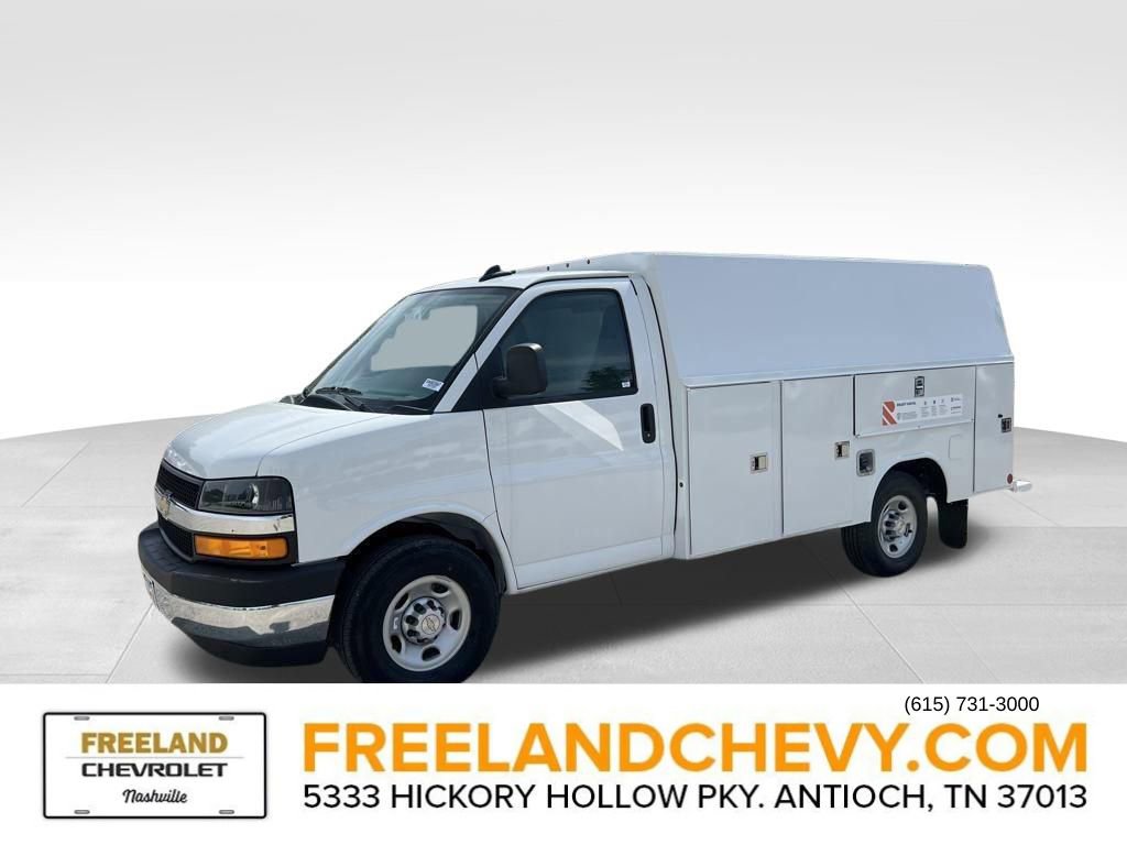 New 2025 Chevrolet Express 3500 w/ Power Convenience Package image 3