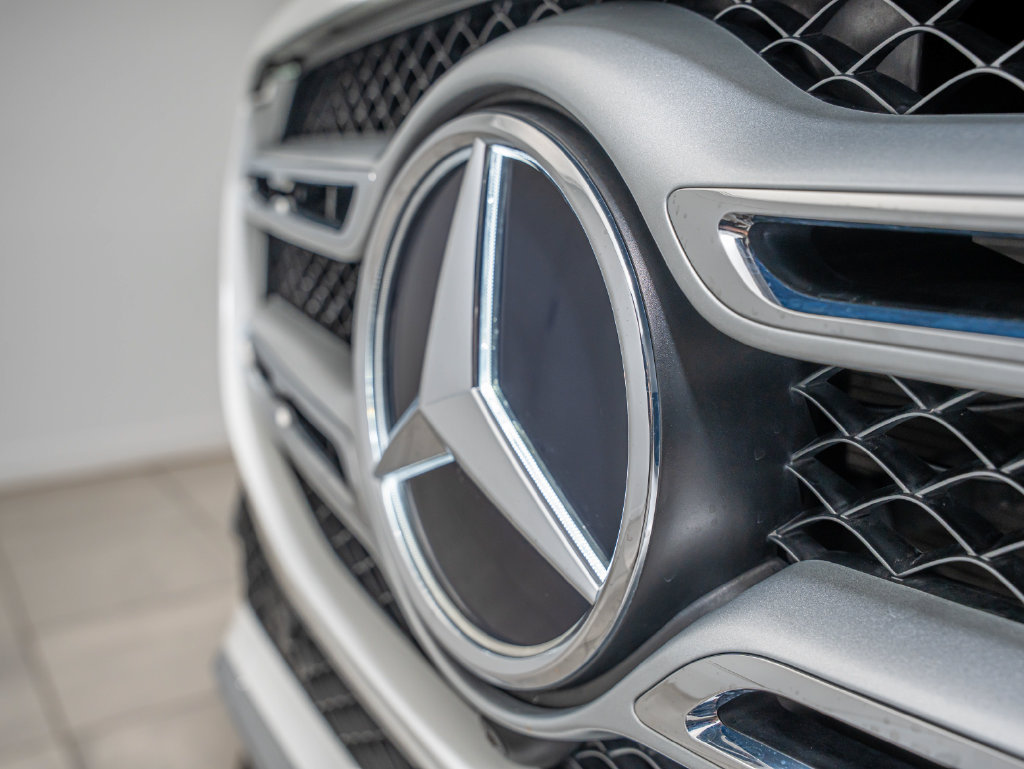 Used 2020 Mercedes-Benz GLE 350 4MATIC image 3