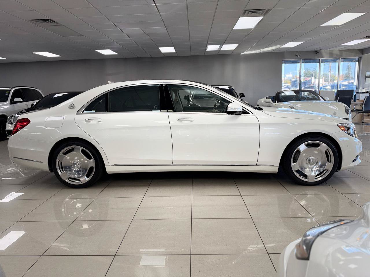 Used 2017 Mercedes-Benz S 550 Sedan image 3