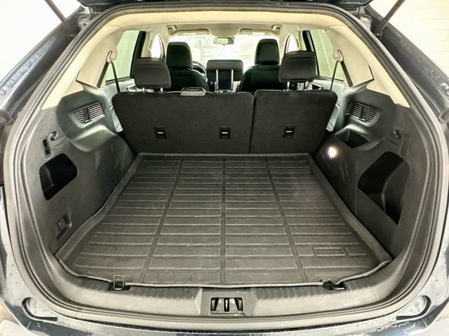 Used 2024 Ford Edge SE w/ Black Appearance Package AWD/4WD image 24