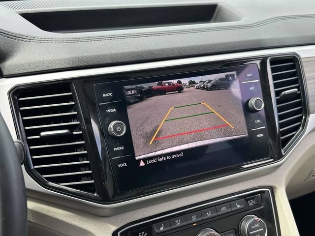 Used 2022 Volkswagen Atlas SEL AWD/4WD image 4
