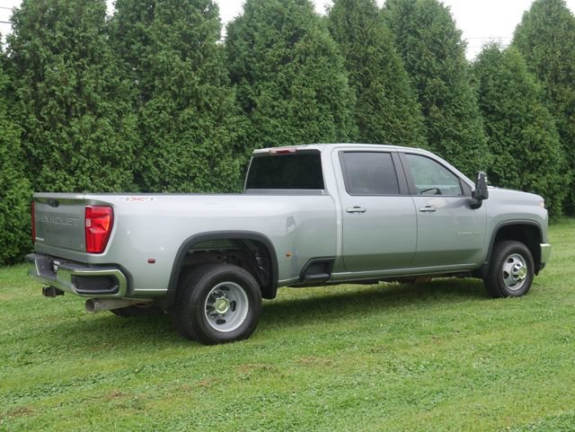 Used 2025 Chevrolet Silverado 3500 LT AWD/4WD image 12