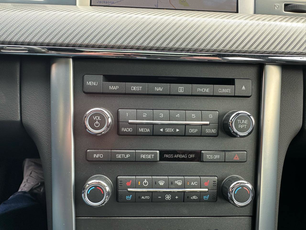 Used 2011 Lincoln MKS AWD w/ 201A Rapid Spec Order Code image 17