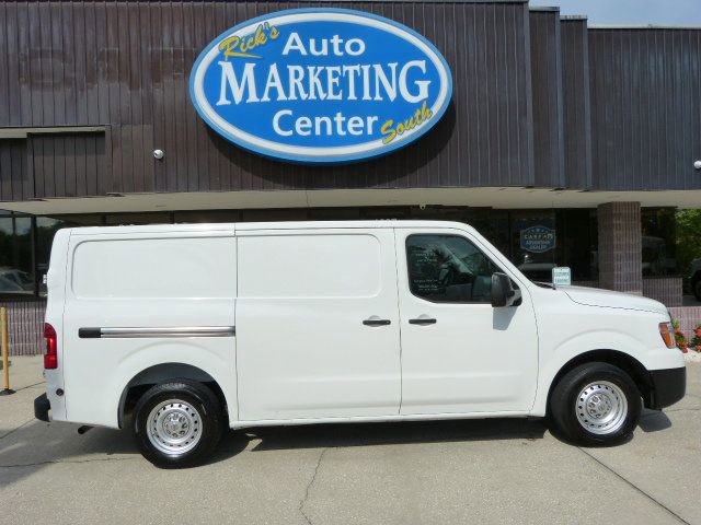 Used 2017 Nissan NV 1500 S w/ Back Door Glass Package RWD image 4