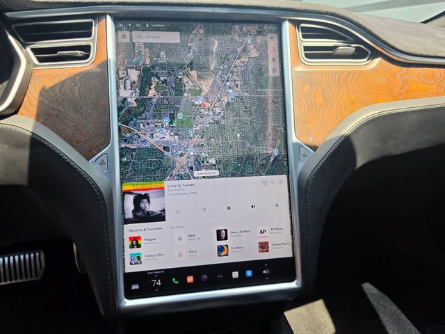 Used 2017 Tesla Model S 75 RWD image 39