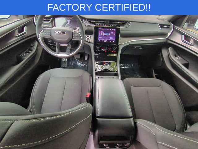 Certified 2025 Jeep Grand Cherokee Laredo X w/ Luxury Tech Group I AWD/4WD image 33