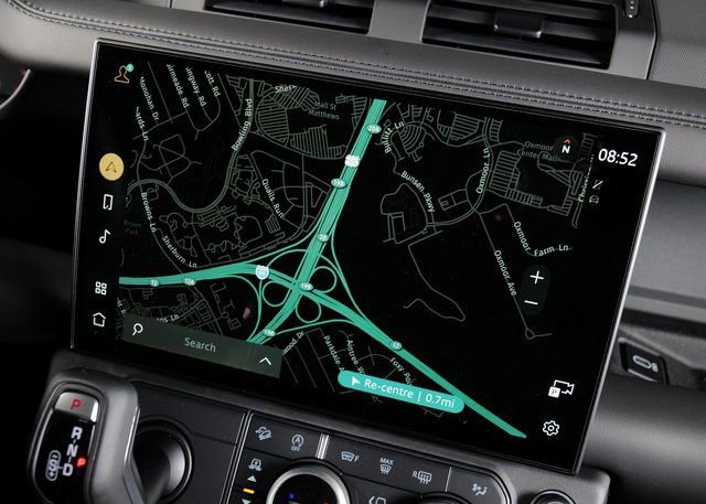 New 2026 Land Rover Defender 110 X-Dynamic SE image 16